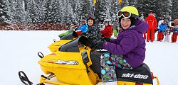 /media/teaser/tagesprogramm/20130125skidoorennen05.jpg