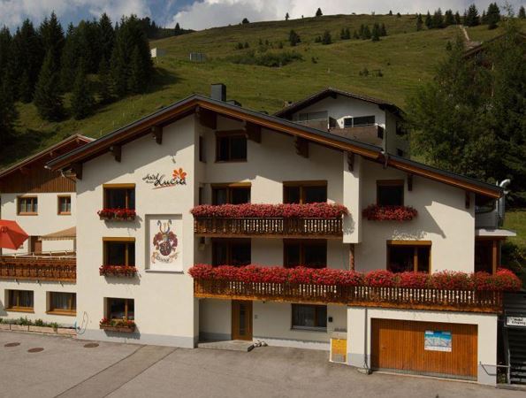Hotel Lucia Aussenansicht
