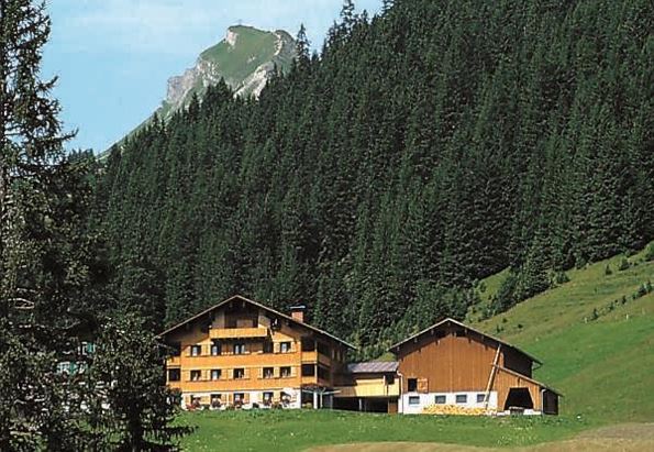 Blick vom Dorfzentrum