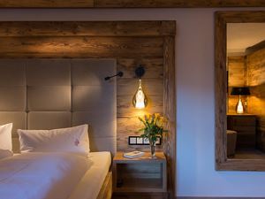 Doppelzimmer Alpiner Lifestyle mit Frühstück